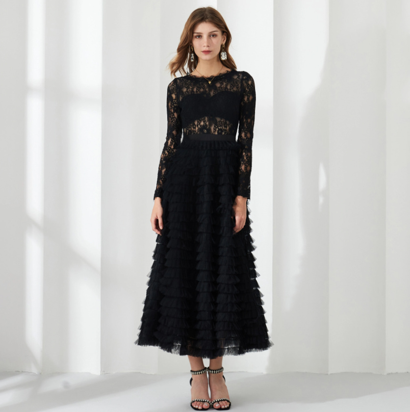 Eleganter Damen Zweiteiler mit Spitze in Schwarz Rock mit Bluse im&nbsp;Set