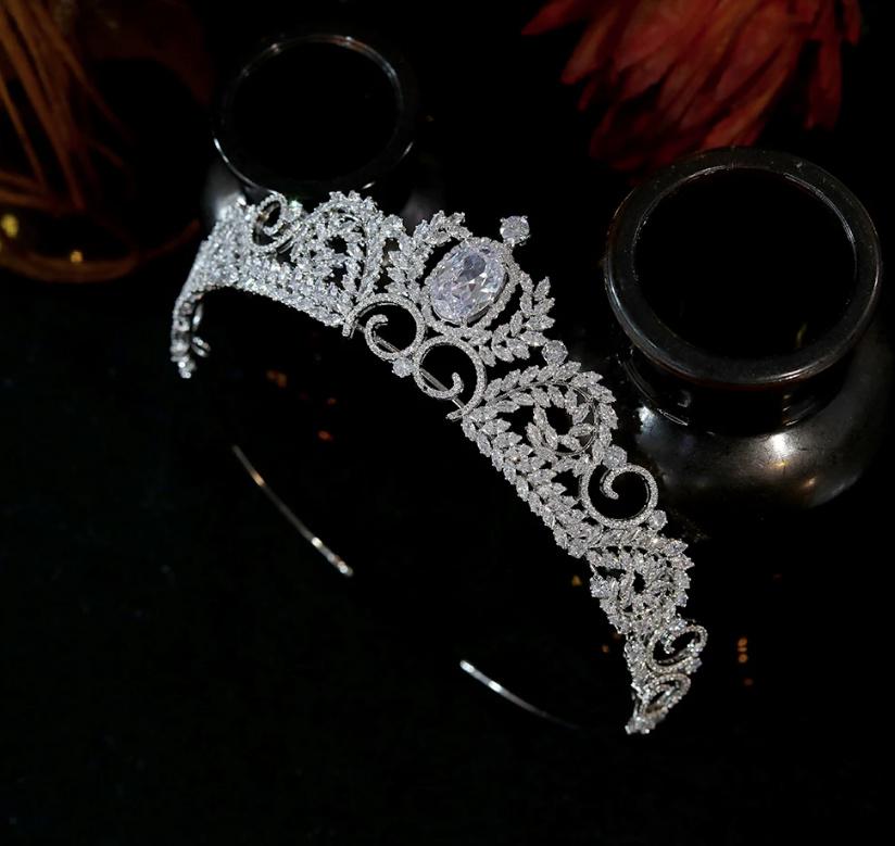 Prinzessin Kopfschmuck Zirkon Braut Diadem Tiara in&nbsp;Silber