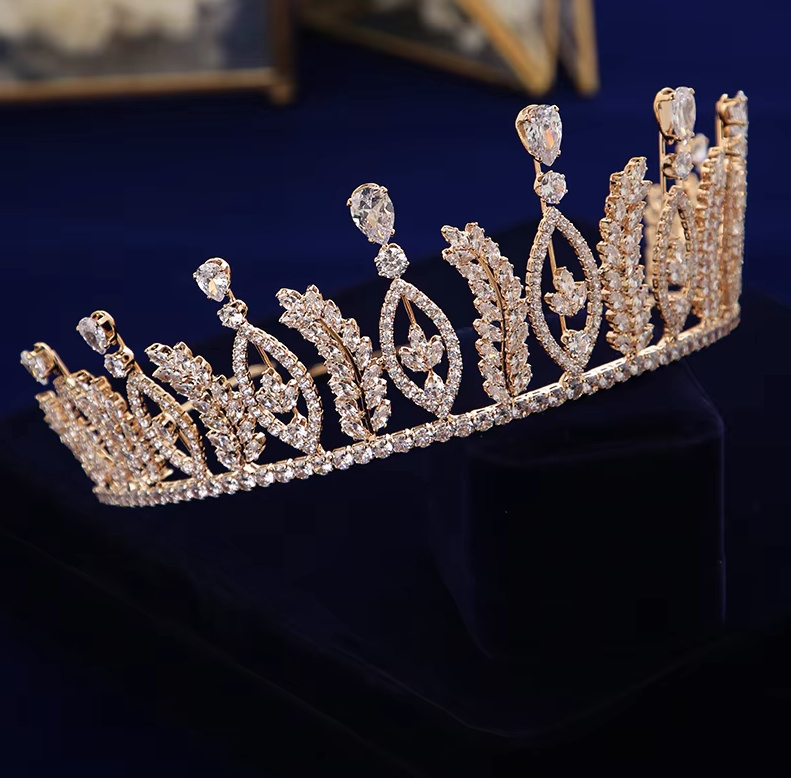 Zirkon Braut Krone Corona Klassisch in&nbsp;Gold