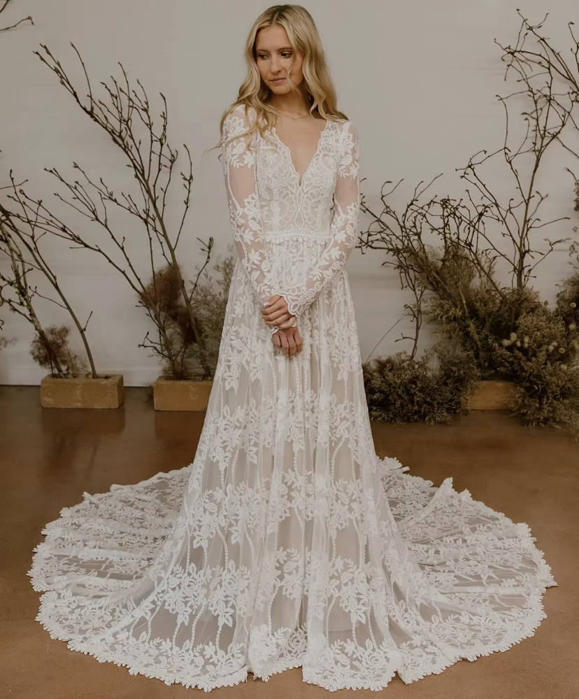 A Linie Boho Langarm Brautkleid Dominique aus Spitze mit&nbsp;Schleppe