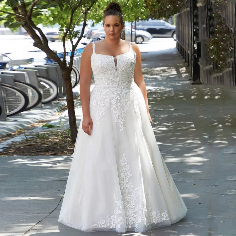 A Linie Spaghetti Träger Brautkleid Dunja mit Spitze auch in Großen&nbsp;Größen