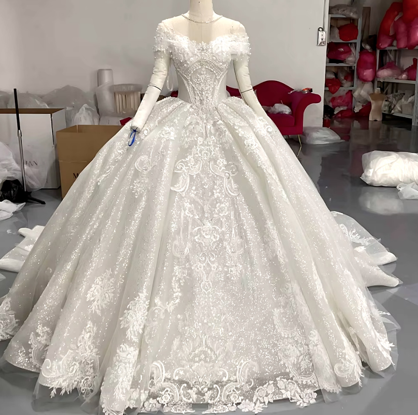 Ball Linie Prinzessin Glitzer Brautkleid Cassia mit Katedral Schleppe und Perlen Spitze&nbsp;Applikationen