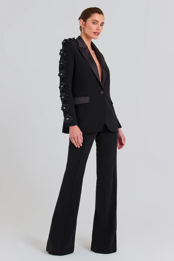 Eleganter Damen Hosenanzug Elegan tin Schwarz mit 3D Blumen Applikationen