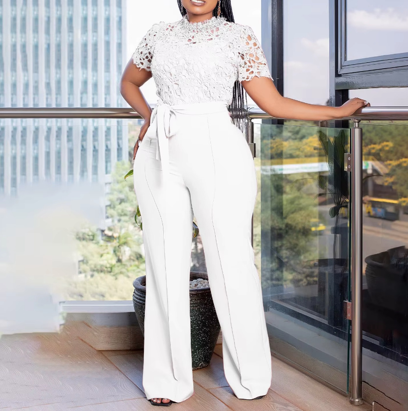 I Linie Patchwork Braut Overall Kurzarm Einteiler Cathy in Weiß mit&nbsp;Spitze