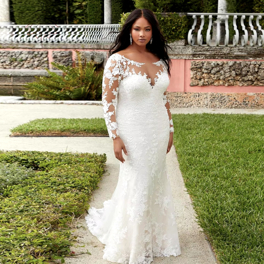 Langarm Fit and Flare Brautkleid auch in Großen Größen mit Tattoo Spitze und&nbsp;Schleppe