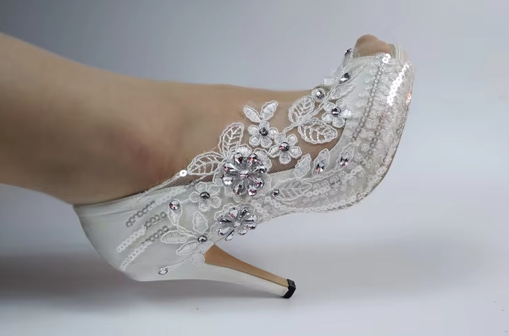 Peep Toe Kristall Brautschuhe Carmen mit Blumen Spitze Absatz 5 – 8 oder 10&nbsp;cm