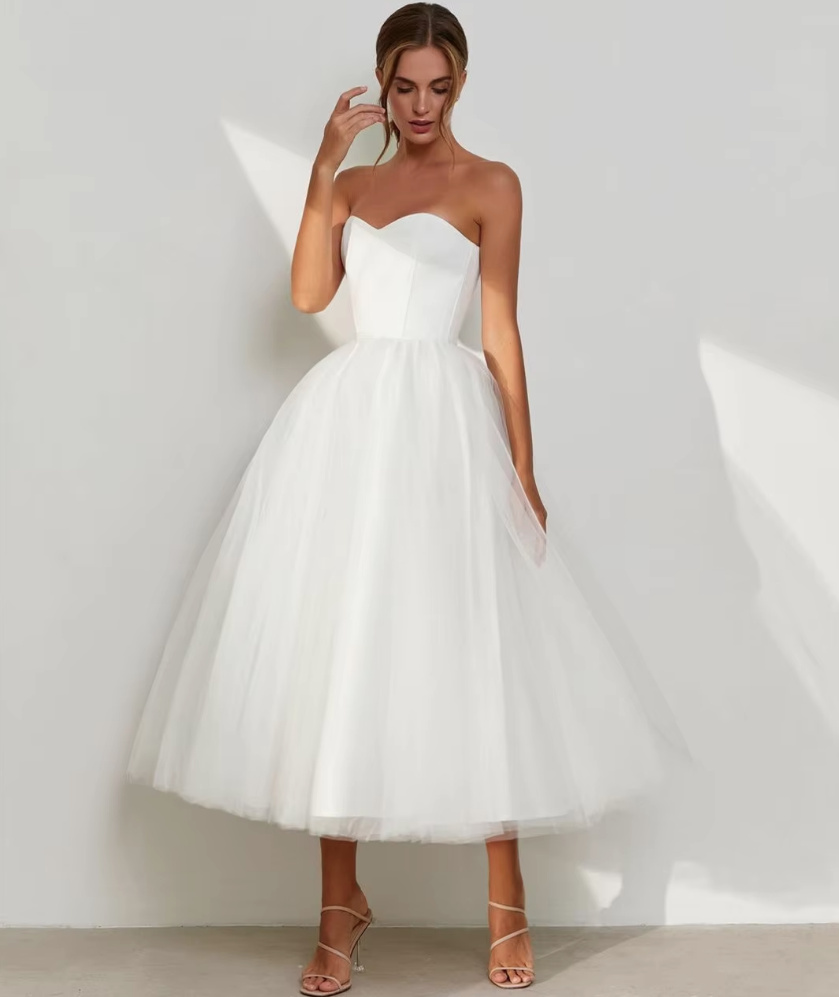 Schulterfreies A Linie Vintage Style Brautkleid Carola Wadenlang mit Tüll&nbsp;Rock