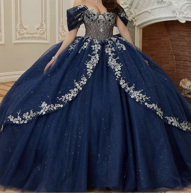Schulterfreies Prinzessin Glitzer Ballkleid Christiana mit Stickereien und Spitze in&nbsp;Dunkelblau