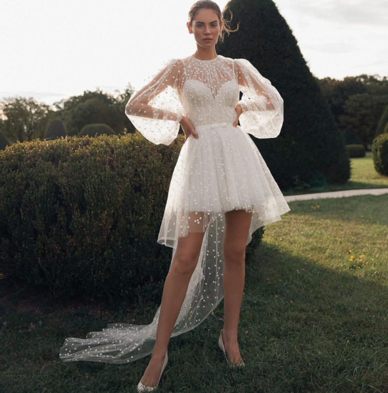 Kurzes Langarm Tüll Brautkleid Floretta mit&nbsp;schleppe