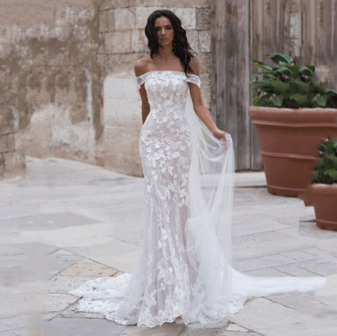 I Linie Brautkleid Alexandra Schulterfrei mit Schleppe und&nbsp;Stola