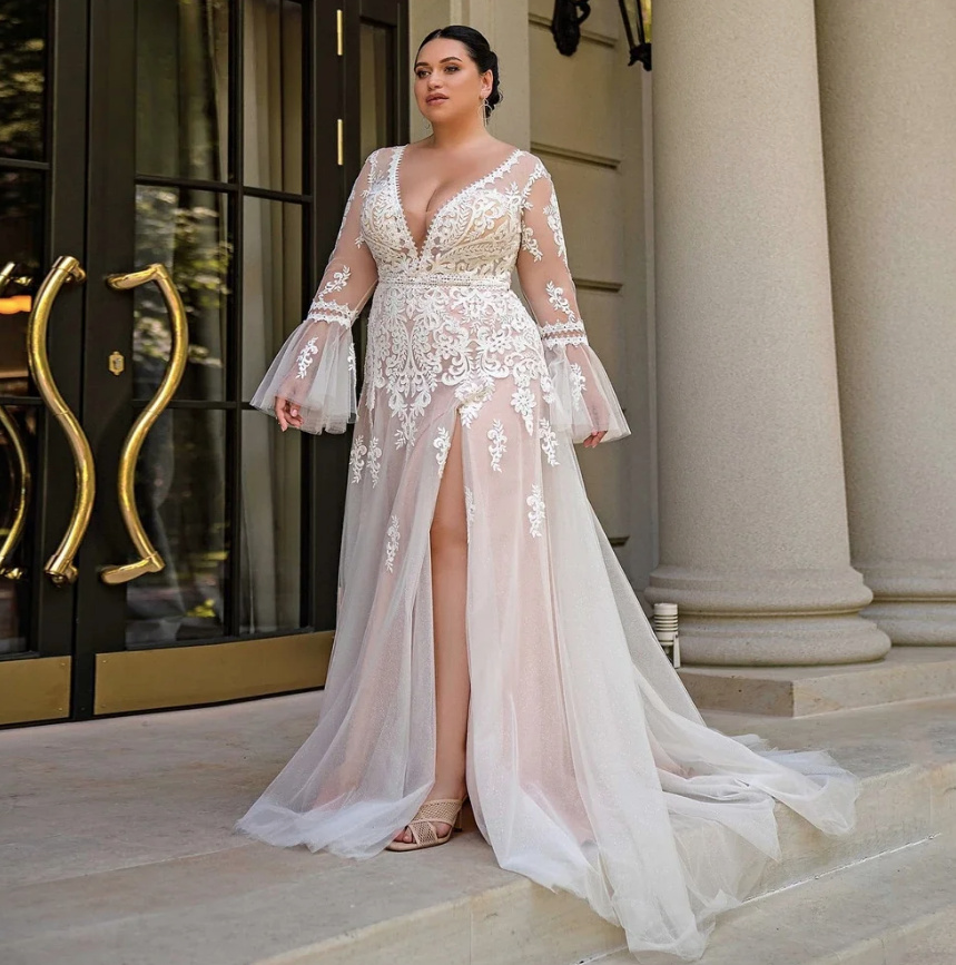 Boho Style Sexy Langarm Brautkleid Annette mit V Ausschnitt und Cut&nbsp;Out