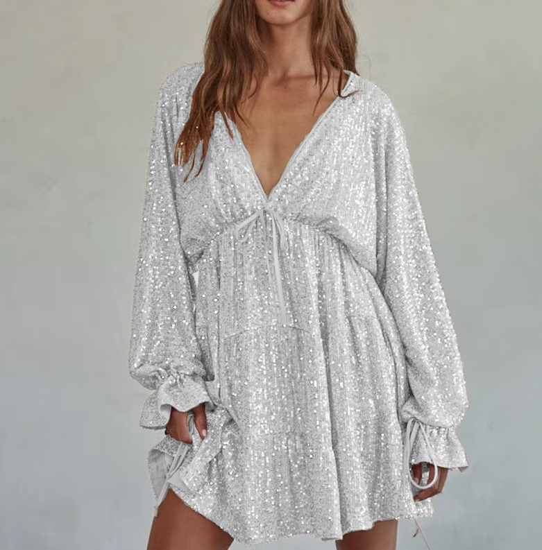 Elegantes Hängerchen Glitzer Kleid Kurz in&nbsp;Weiß