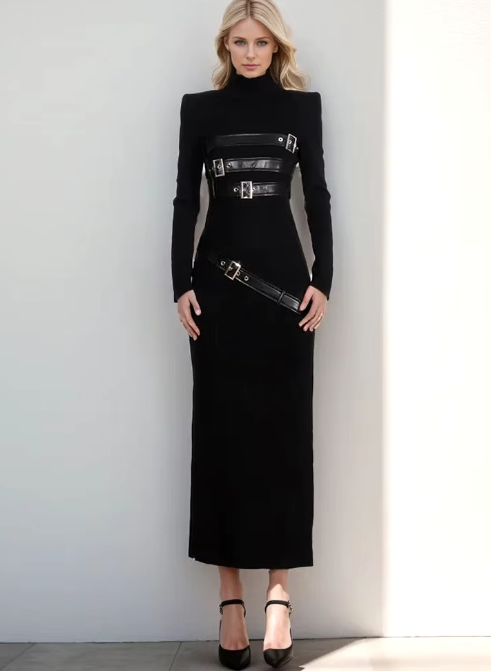 Elegantes Langarm Kleid Knöchellang in Schwarz mit Gürtel&nbsp;Applikationen