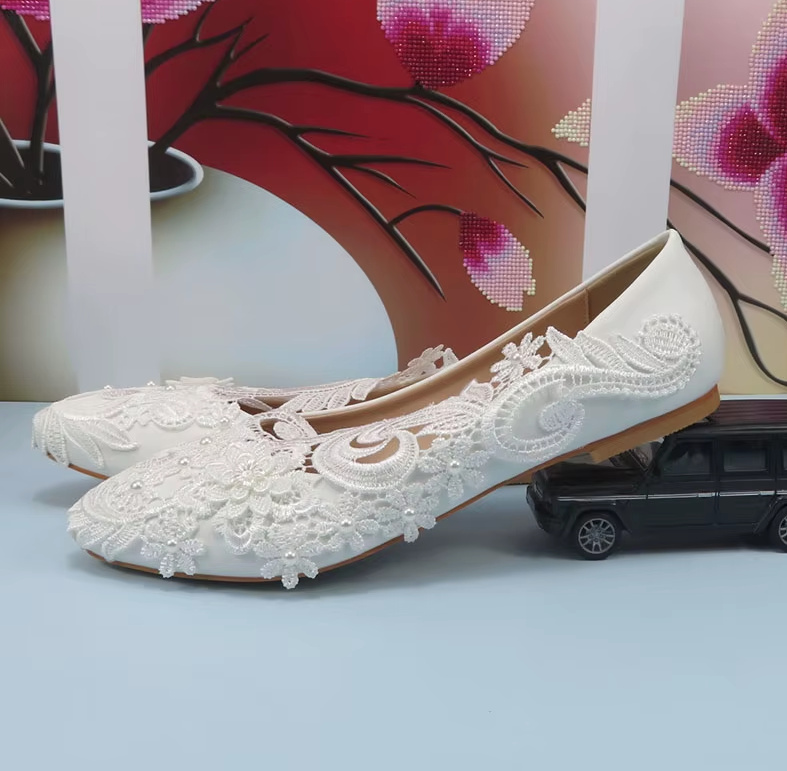 Flache Ballerinas Brautschuhe Elaine mit&nbsp;Spitze