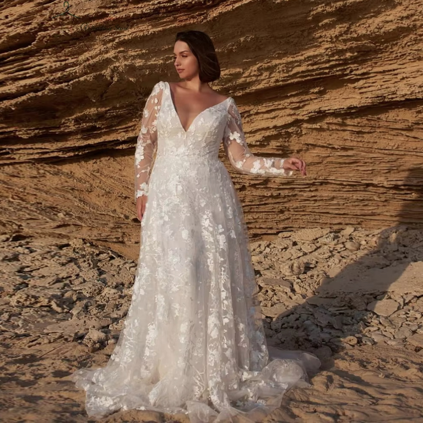 Langarm Boho Style Plus Size Brautkleid Daphne aus Spitze und&nbsp;Pinselschleppe