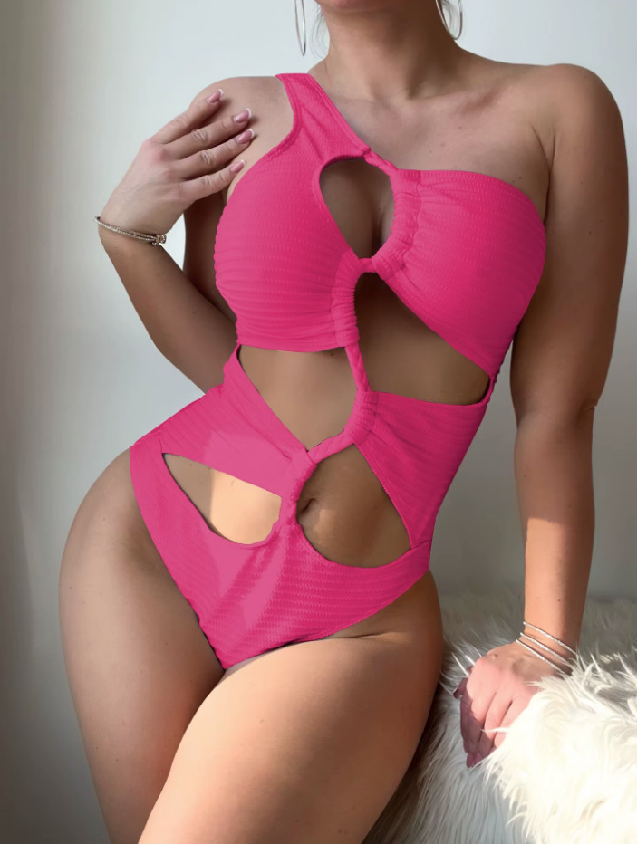 Sexy One Shoulder Badeanzug Xavannah mit Cut Out in&nbsp;Pink