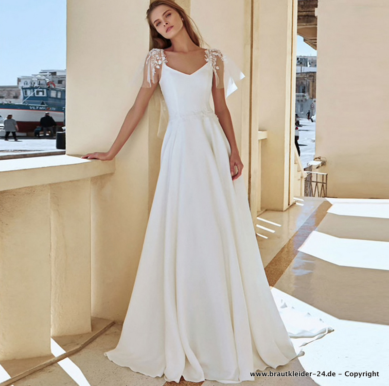 Schlichtes Brautkleid Maxine mit Ärmel Bodenlang&nbsp;Weiß