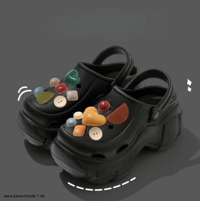 Plateau Damen Cartoon Clogs Cathlin in&nbsp;Schwarz