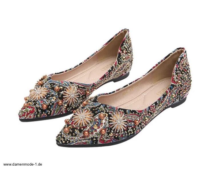 Spitzen Ballerinas Abendschuhe Elegant in Schwarz mit Perlen&nbsp;Stickereien