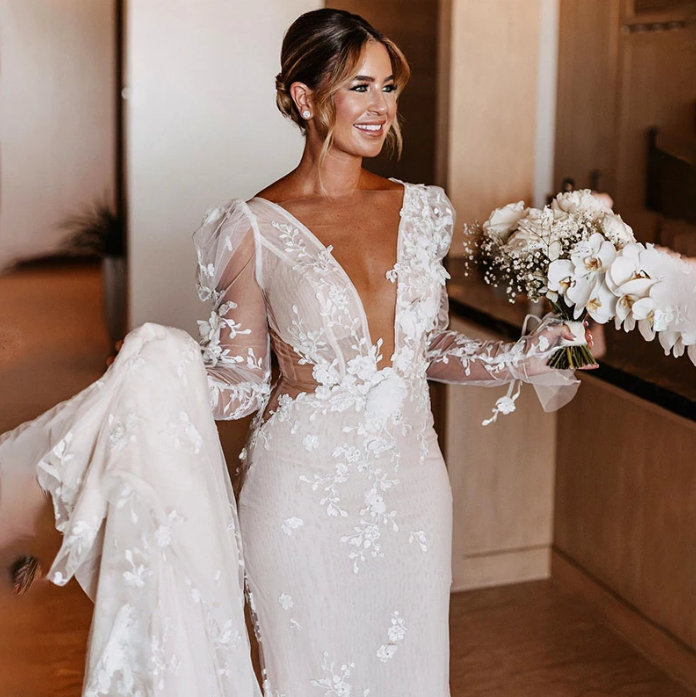 I Linie Brautkleid Belinda mit 3D Blumen Spitze und Rücken&nbsp;Ausschnitt