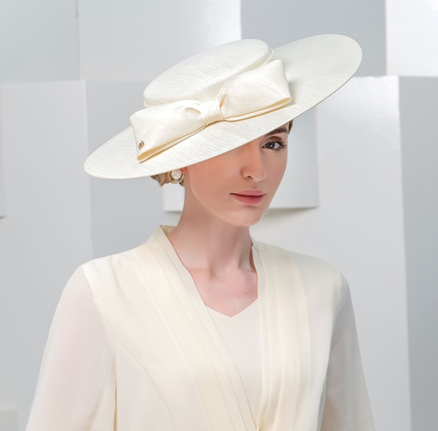 Brauthut Kentucky Hut Dagmar in&nbsp;Ivory