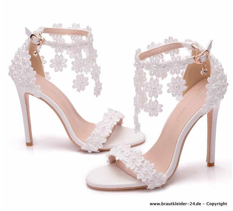 Königin Brautschuhe mit Blumen Perlen Spitze in&nbsp;Weiß