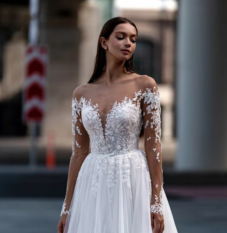 Modernes A Linie Brautkleid Bianca mit Illusion Ausschnitt und Tattoo&nbsp;Spitze