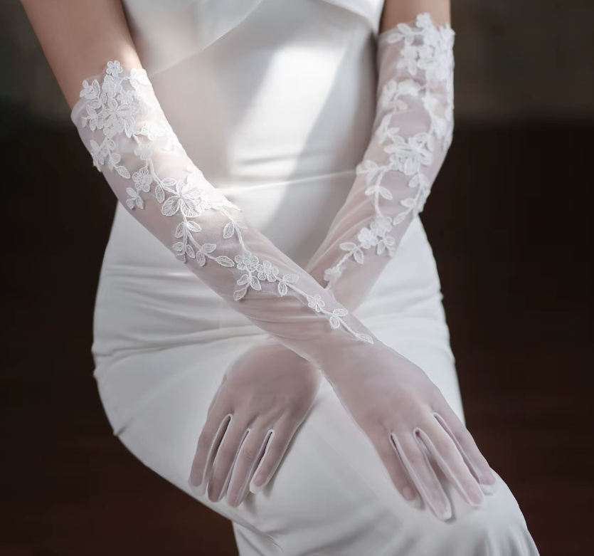 Elegante Hochzeit Braut Handschuhe Floretta Lang in&nbsp;Weiß