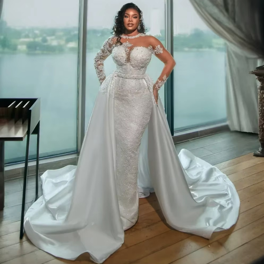 I Linie Brautkleid Ebba mit Lingerie Oberteil Ärmeln aus Spitze Schleppe&nbsp;Abnehmbar