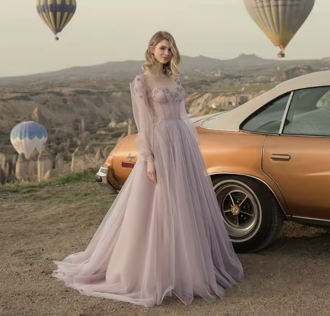 Langarm Vintage Style Mieder Brautkleid Elise in Flieder mit&nbsp;Tüll