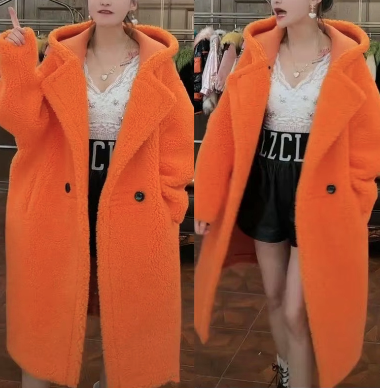 Langer Teddy Mantel mit Kapuze in&nbsp;Orange