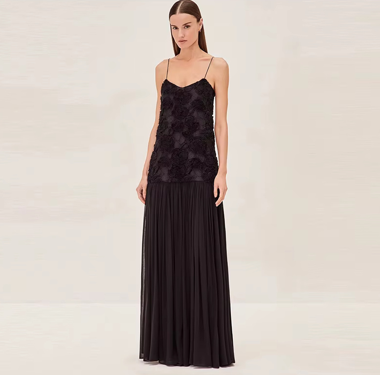 Retro Style Maxi Sommerkleid Elegant mit Träger und Blumen in&nbsp;Schwarz