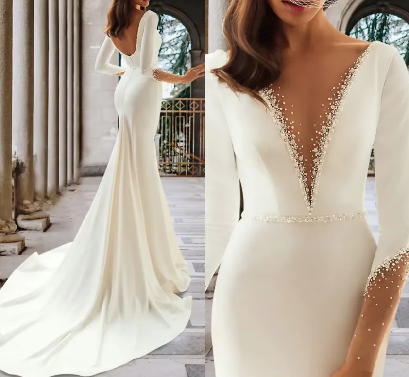 Rückenfreies Langarm Fit and Flare Boho Style Brautkleid Elisabetta mit Perlen und V&nbsp;Ausschnitt