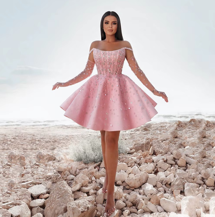 Schulterfreies Glitzer Brautkleid Eila Kurz in&nbsp;Rosa