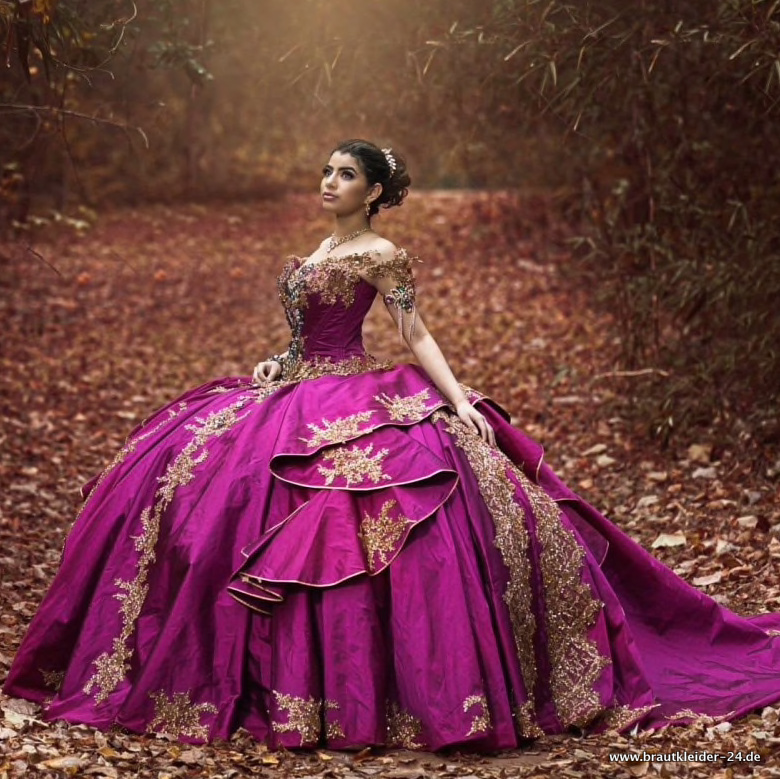 Prinzessin Quinceanera Brautkleid Nelly in Lila mit Schleppe und&nbsp;Applikationen