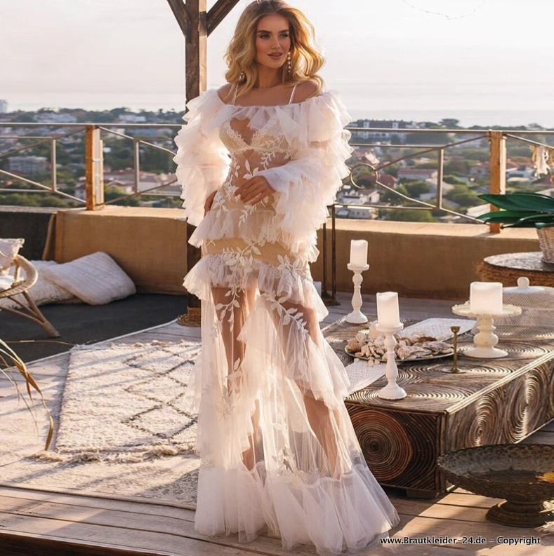 Sexy Tüll Brautkleid Bodenlang mit Rüschen und Blumen&nbsp;Spitze