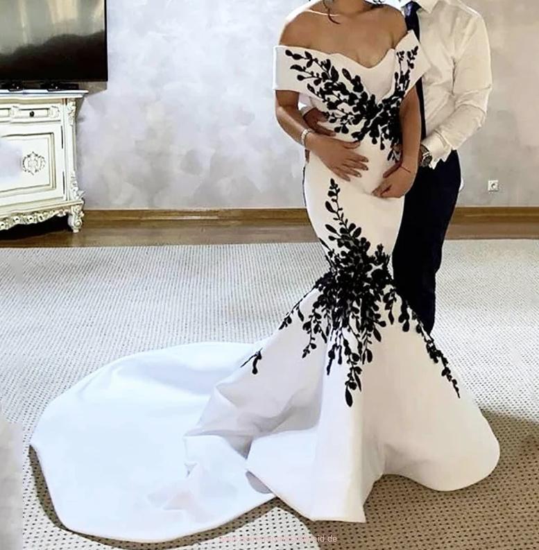 Schulterfreies Meerjungfrau Brautkleid Madeline mit Schwarze Spitze und&nbsp;Schleppe