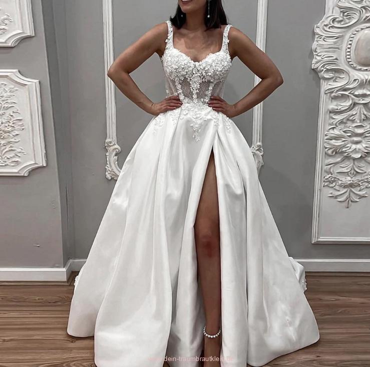 Spaghettiträger Mieder Brautkleid Marita mit Blumenspitze und&nbsp;Schleppe