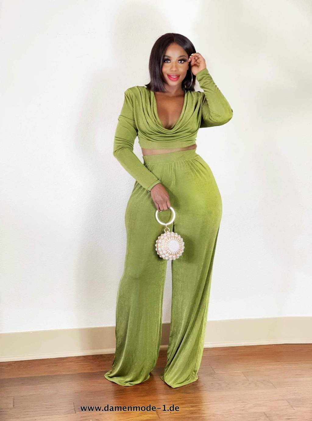 Samt Damen Wasserfall Ausschnitt Langarm Shirt + Vintage Style Hose in&nbsp;Grün