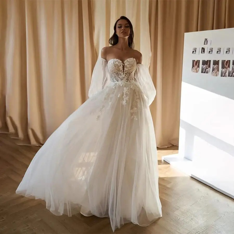 A Linie Tüll Brautkleid mit Blümchen und&nbsp;Spitze