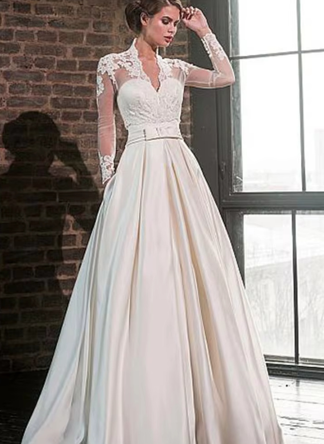 Zweiteiliges Bustie Brautkleid Arven mit Bolero&nbsp;Jacke