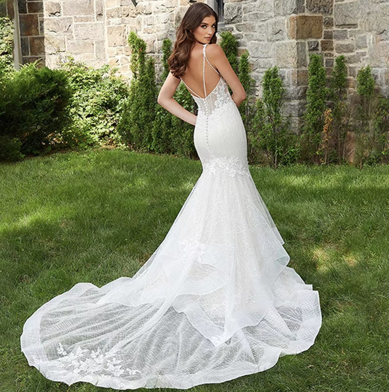 Sexy Spaghettiträger Meerjungfrau Brautkleid Christa mit Spitze Tüll Schleppe und Rückenausschnitt