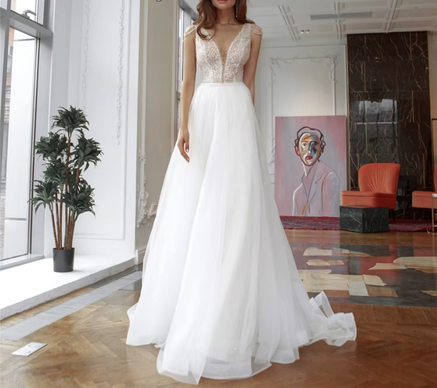 A Linie Glitzer Brautkleid Charline mit Schleppe und Perlen&nbsp;Kette