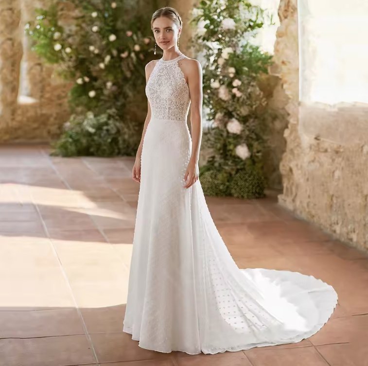 Ärmelloses Empire Brautkleid Firat mit Spitze und&nbsp;Schleppe