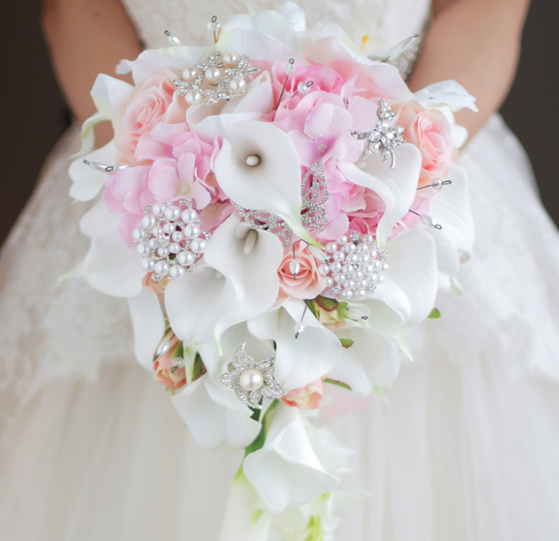 Calla – Rosen Brautstrauß Cydnee in Weiß&nbsp;Rosa