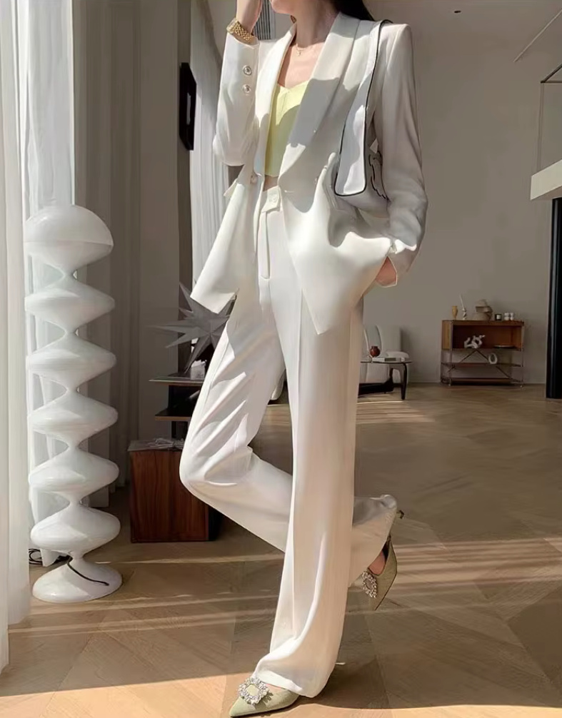 I Linie Langarm Hosenanzug Cassidy für die Braut in Weiß mit Revers&nbsp;Kragen