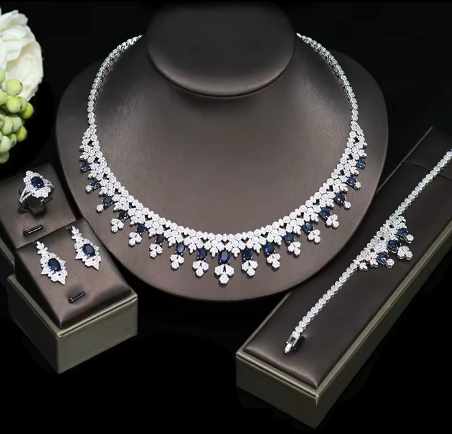 Luxus Zirkonia Brautschmuck Set Cami Silber Blau&nbsp;Fünfteilig