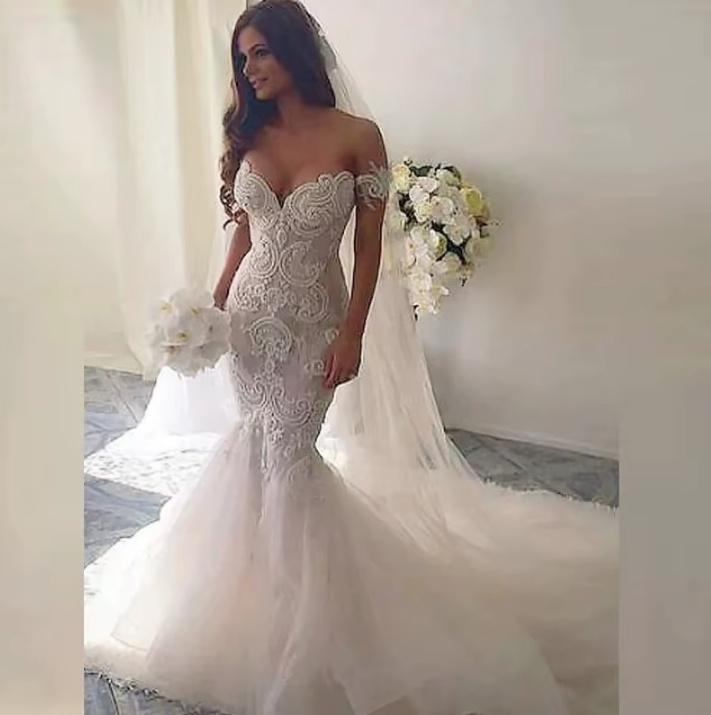 Sexy Meerjungfrau Brautkleid Camilla Schulterfrei mit Stickereien und&nbsp;Schleppe