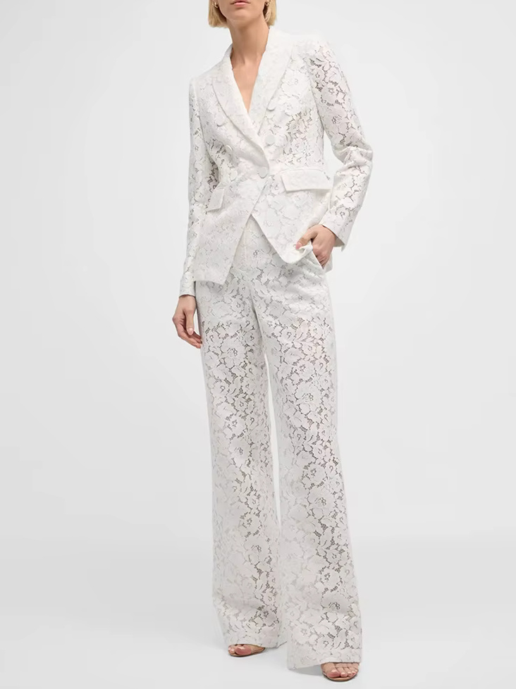 Standesamtmode Hosenanzug Caren aus Spitze für die Braut in&nbsp;Weiß