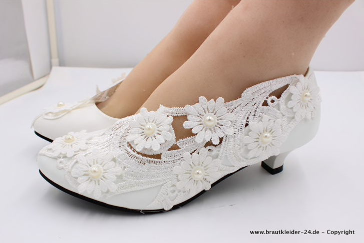 Pumps Brautschuhe Marian mit Blumen&nbsp;Applikationen